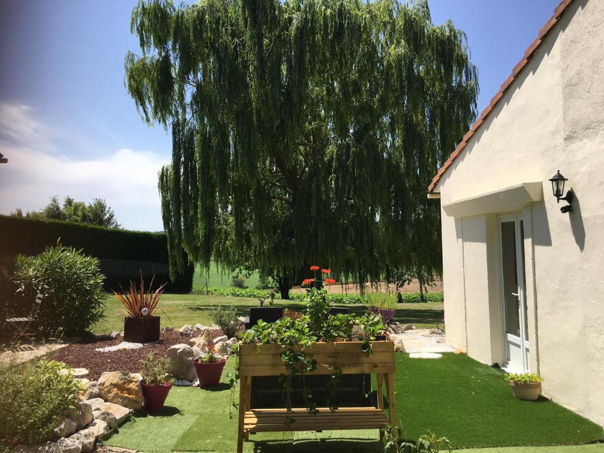 Domaine De La Vigne Bed & Breakfast Cadalen Екстериор снимка