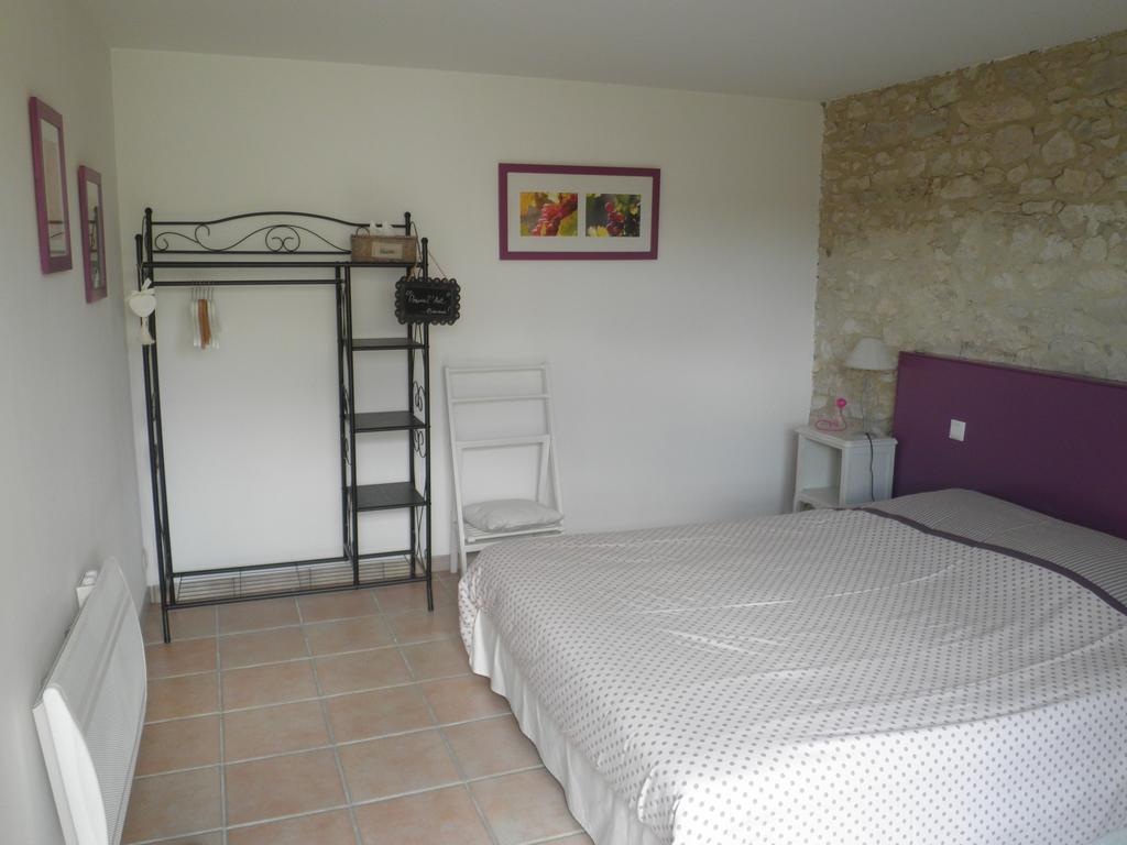 Domaine De La Vigne Bed & Breakfast Cadalen Екстериор снимка