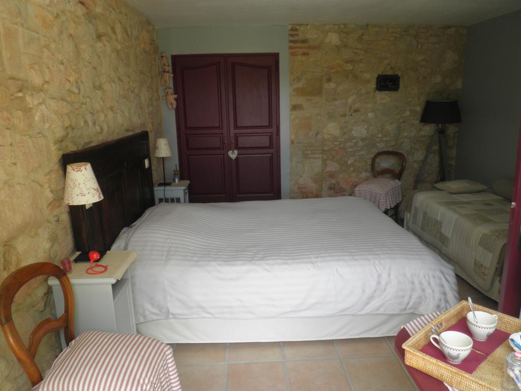 Domaine De La Vigne Bed & Breakfast Cadalen Екстериор снимка